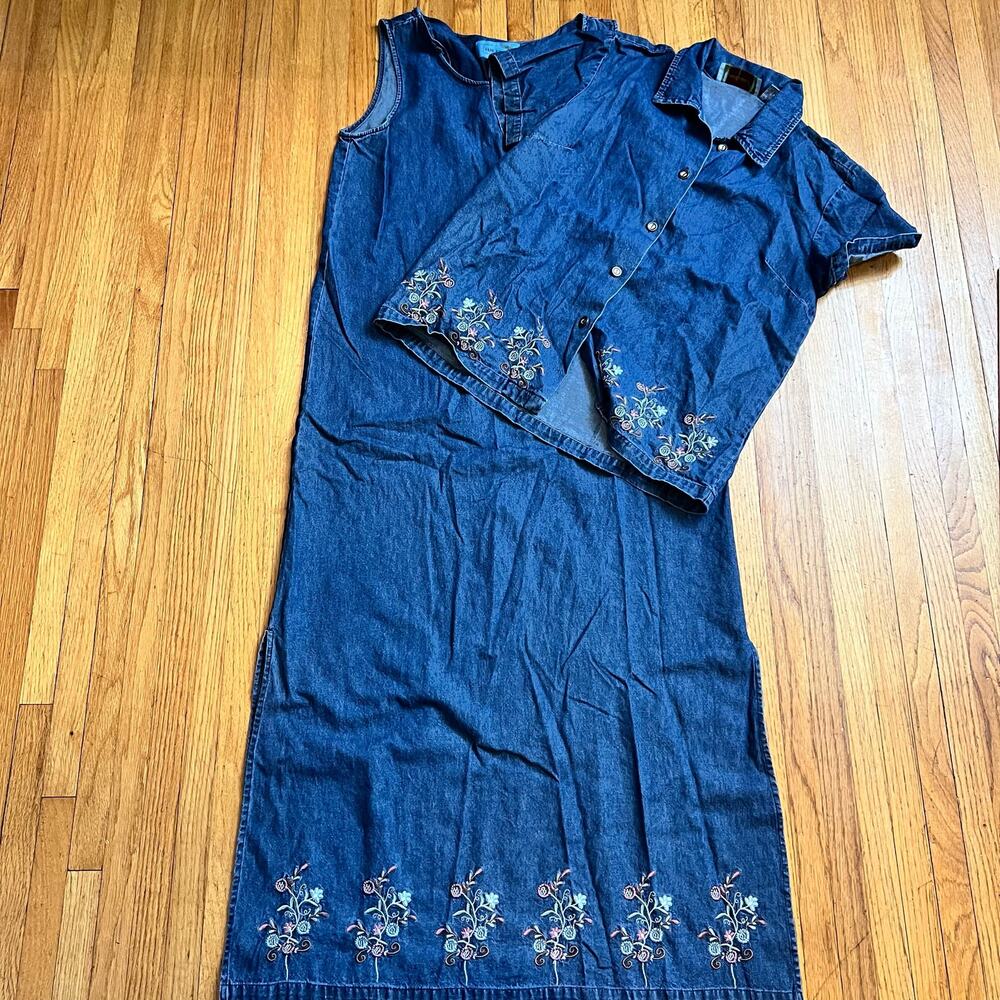 Vintage Jane Ashley Dress Womens Medium Denim Embroidered Floral Cotton Shirt